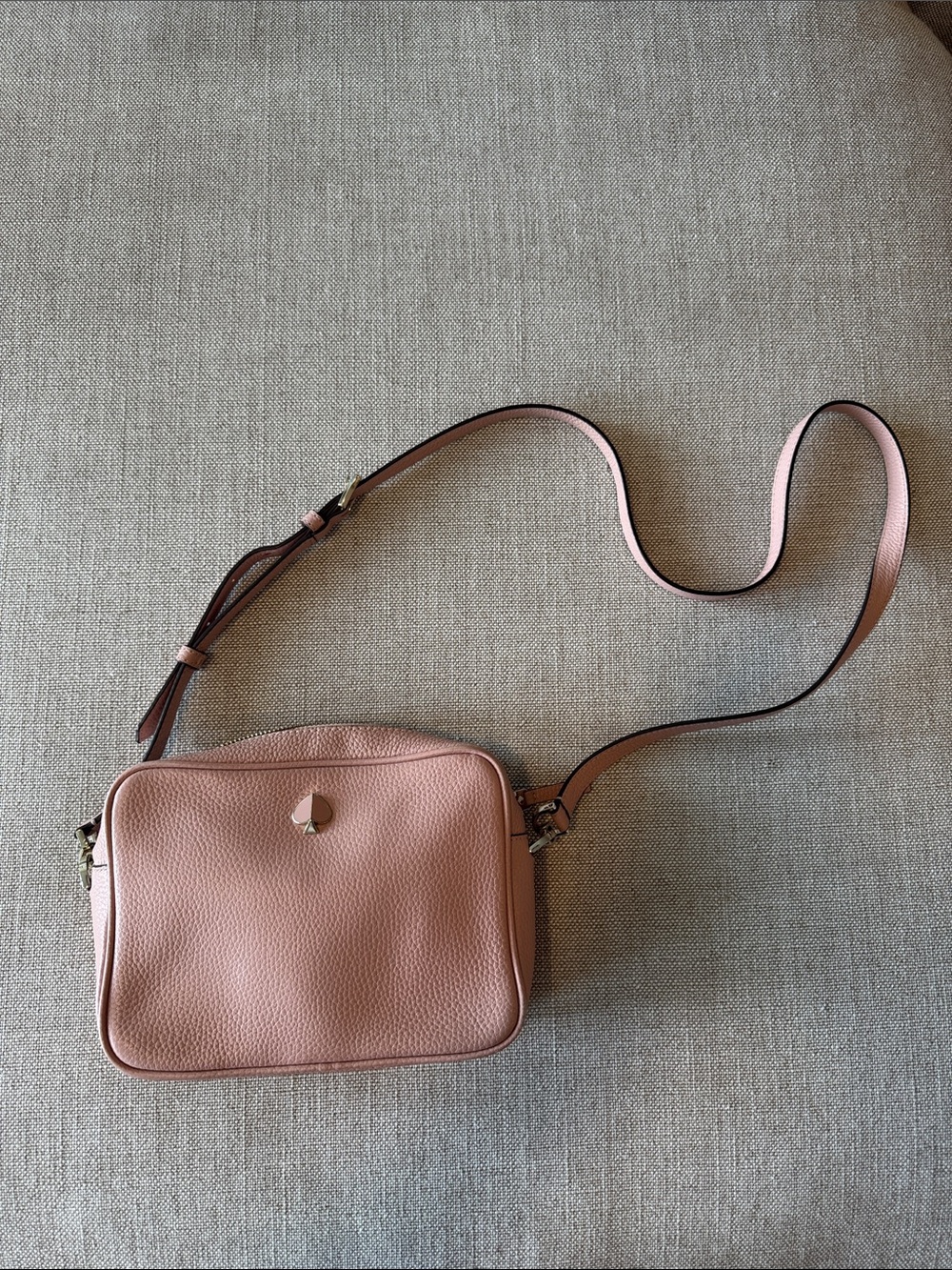 kate spade new york medium polly leather camera bag | flapper pink